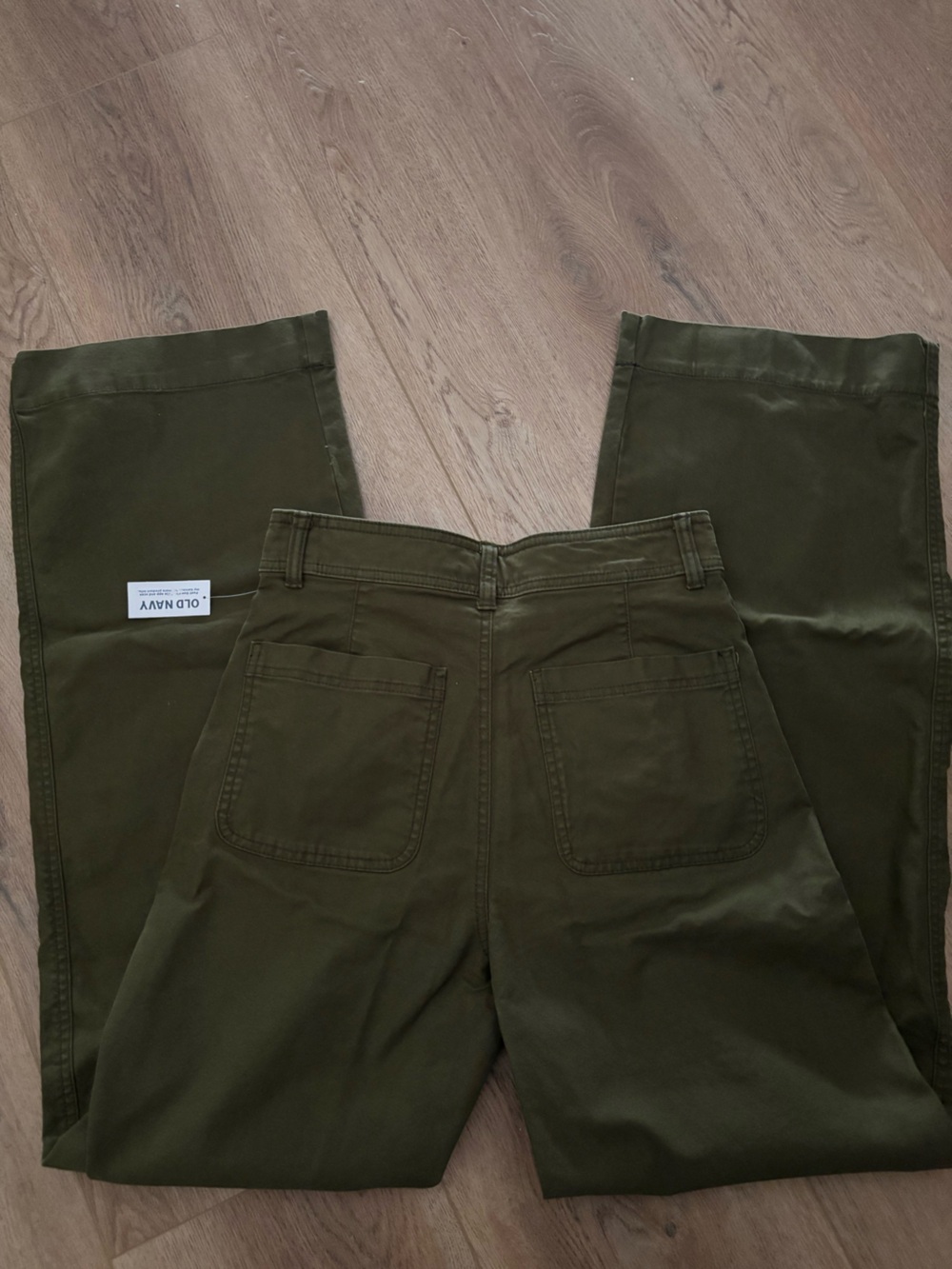 Old Navy NWT High Rise Wide Leg Jeans, 4Tall - Picture 2 of 7